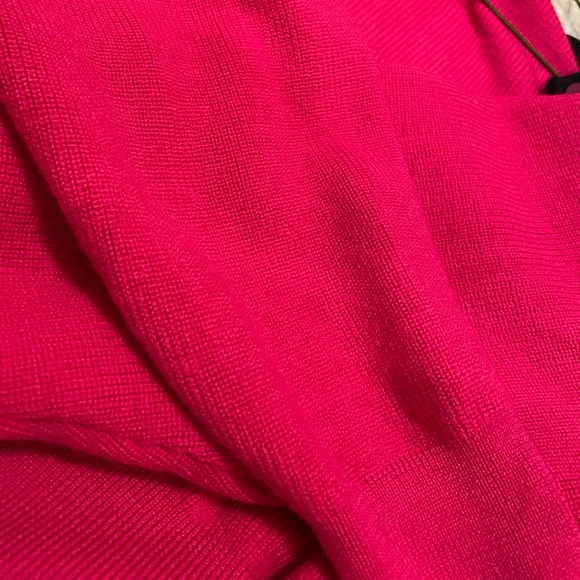 Vintage Yves Saint Laurent cardigan fuchsia - Picture 10 of 13